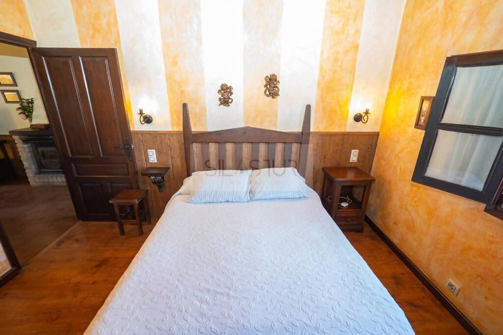 La Casona Del Cura I By Silastur Pravia Exteriör bild